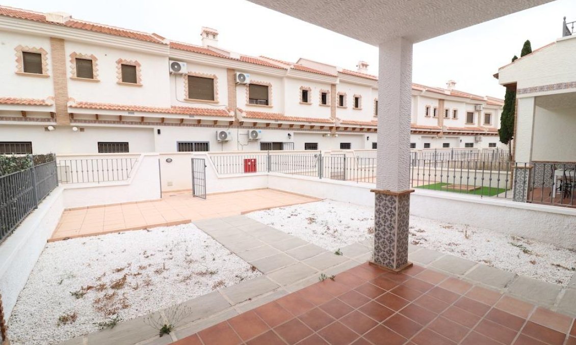 Revente - Town House -
San Miguel de Salinas - Inland