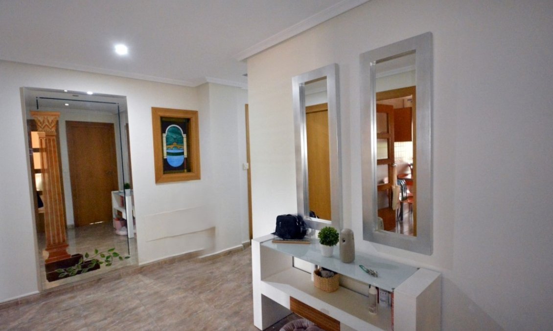 Segunda mano - Apartamento -
Rojales - Inland