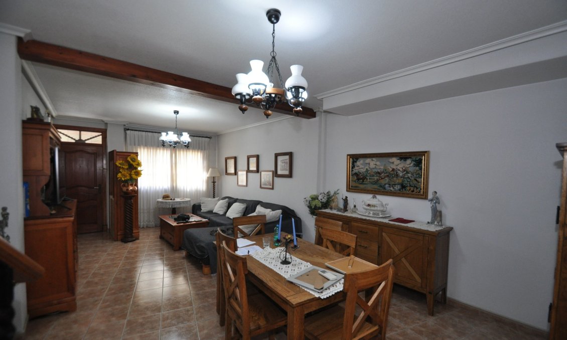 Segunda mano - Town House -
Pinoso - Inland