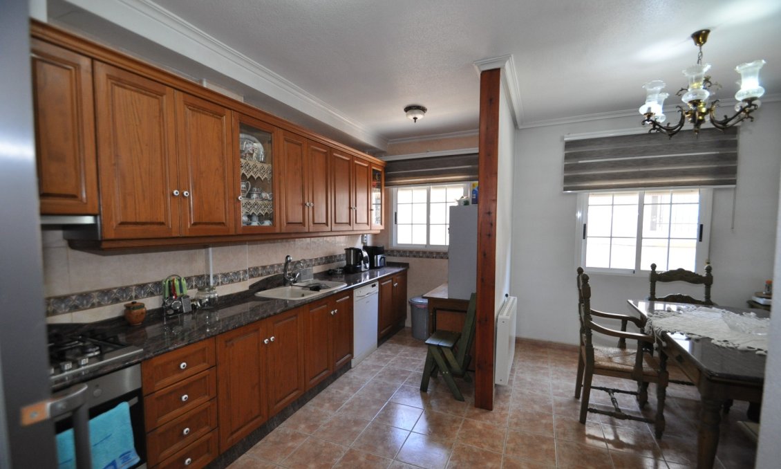 Segunda mano - Town House -
Pinoso - Inland