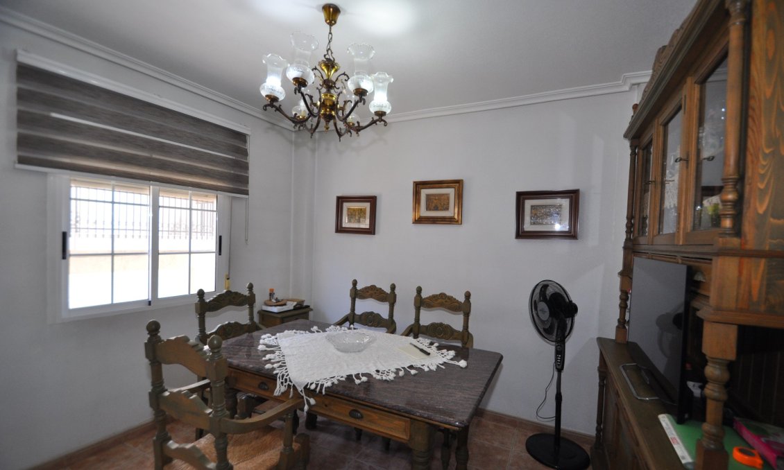 Segunda mano - Town House -
Pinoso - Inland