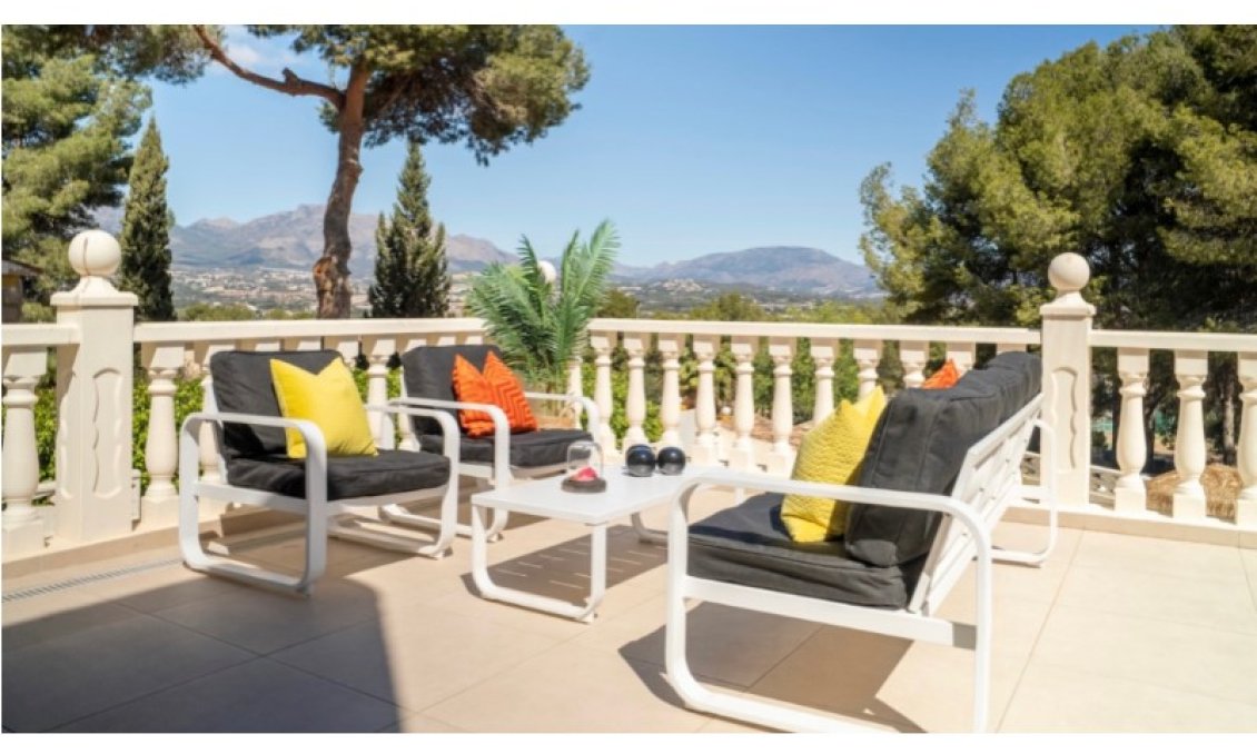 Segunda mano - Villa -
Alfas del Pí - Costa Blanca