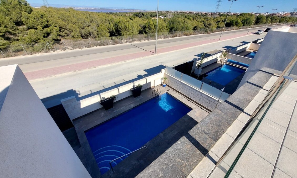 Használt Ingatlanok - Villa -
Orihuela Costa - PAU 26