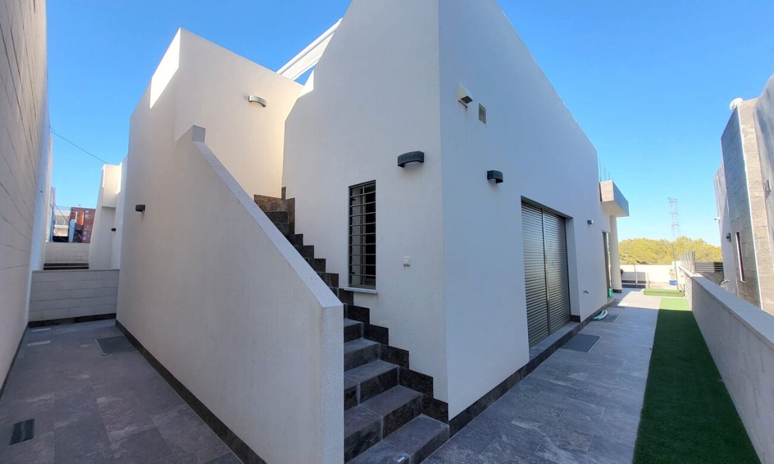 Használt Ingatlanok - Villa -
Orihuela Costa - PAU 26