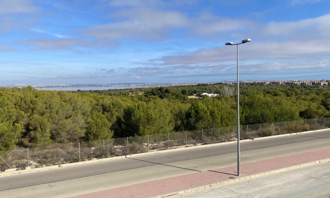 Használt Ingatlanok - Villa -
Orihuela Costa - PAU 26