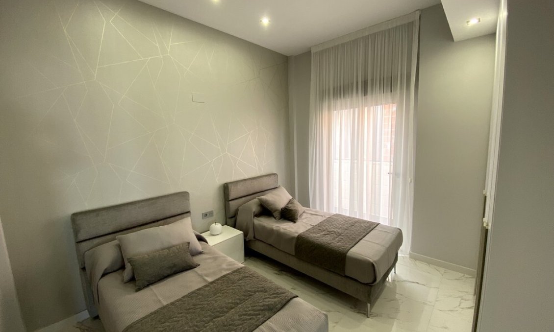 Használt Ingatlanok - Villa -
Orihuela Costa - PAU 26