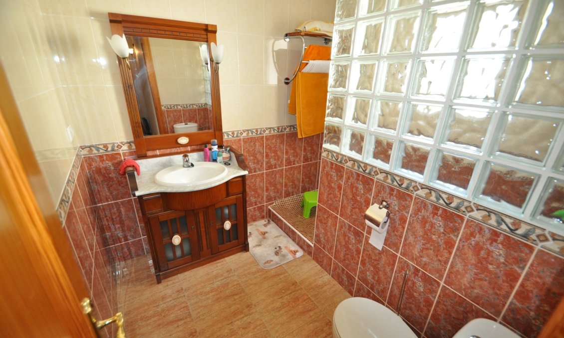 Segunda mano - Town House -
Pinoso - Inland