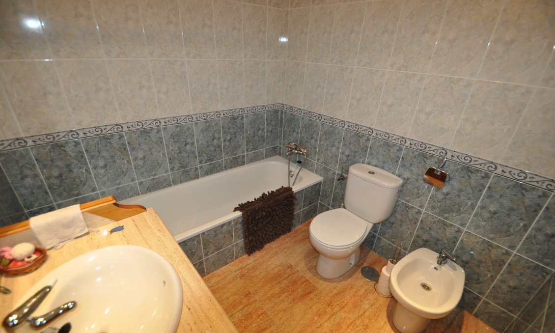 Segunda mano - Town House -
Pinoso - Inland