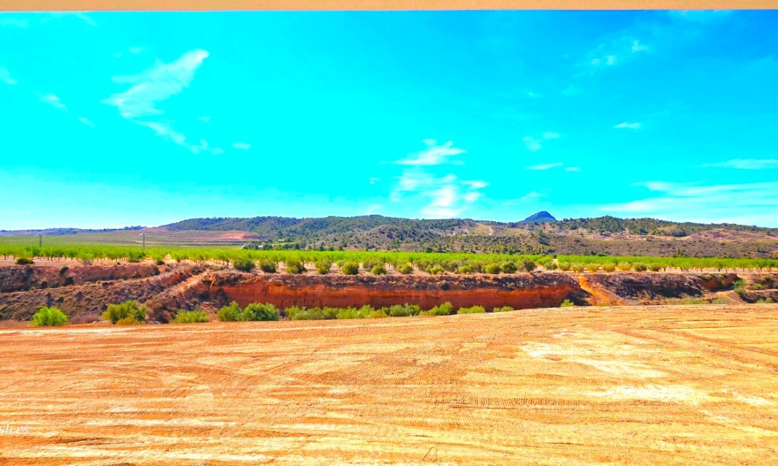 Segunda mano - Villa -
Macisvenda - Inland