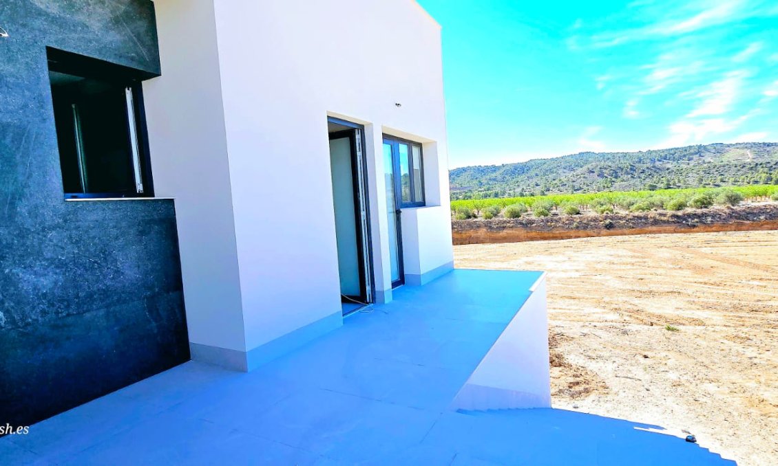 Segunda mano - Villa -
Macisvenda - Inland