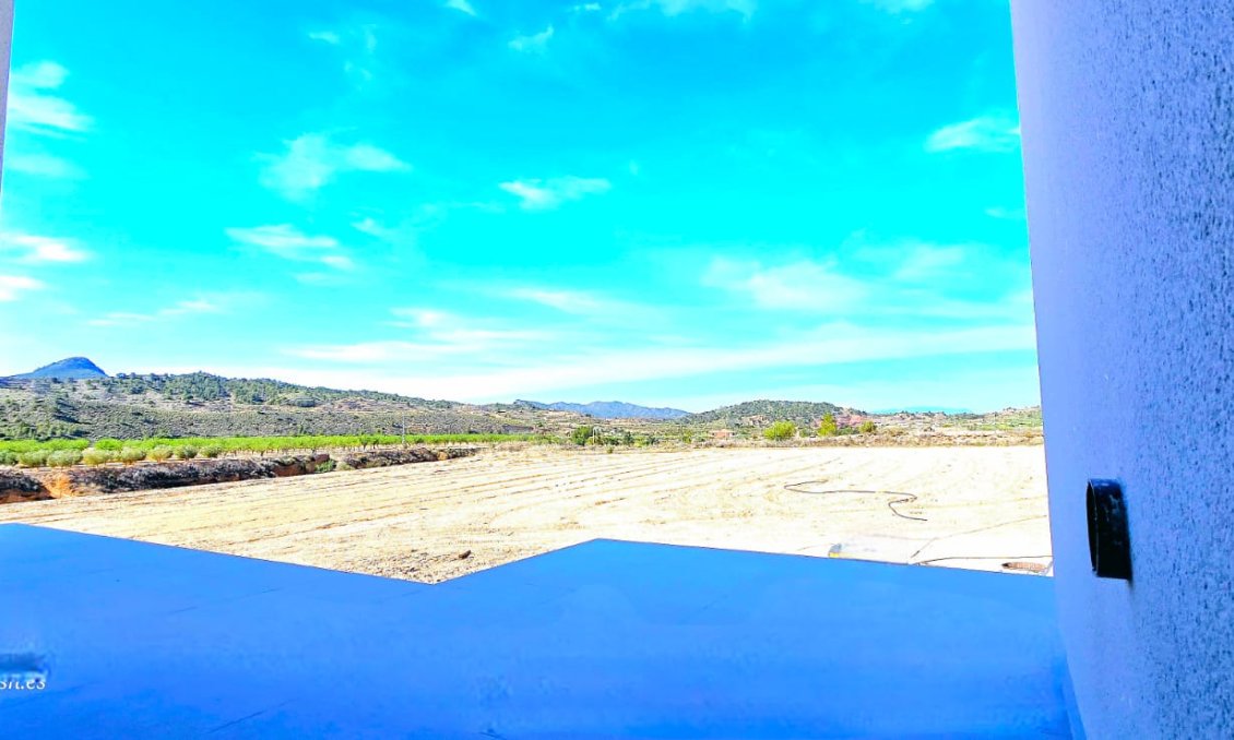 Segunda mano - Villa -
Macisvenda - Inland