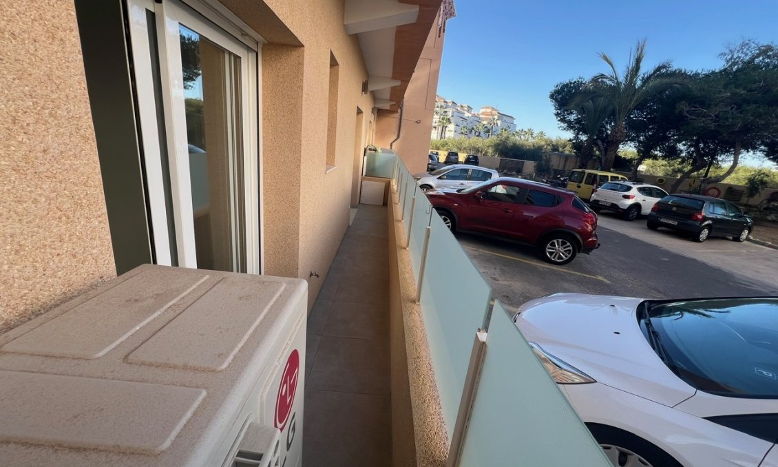 Segunda mano - Apartamento -
La Mata - avda de los Europeos