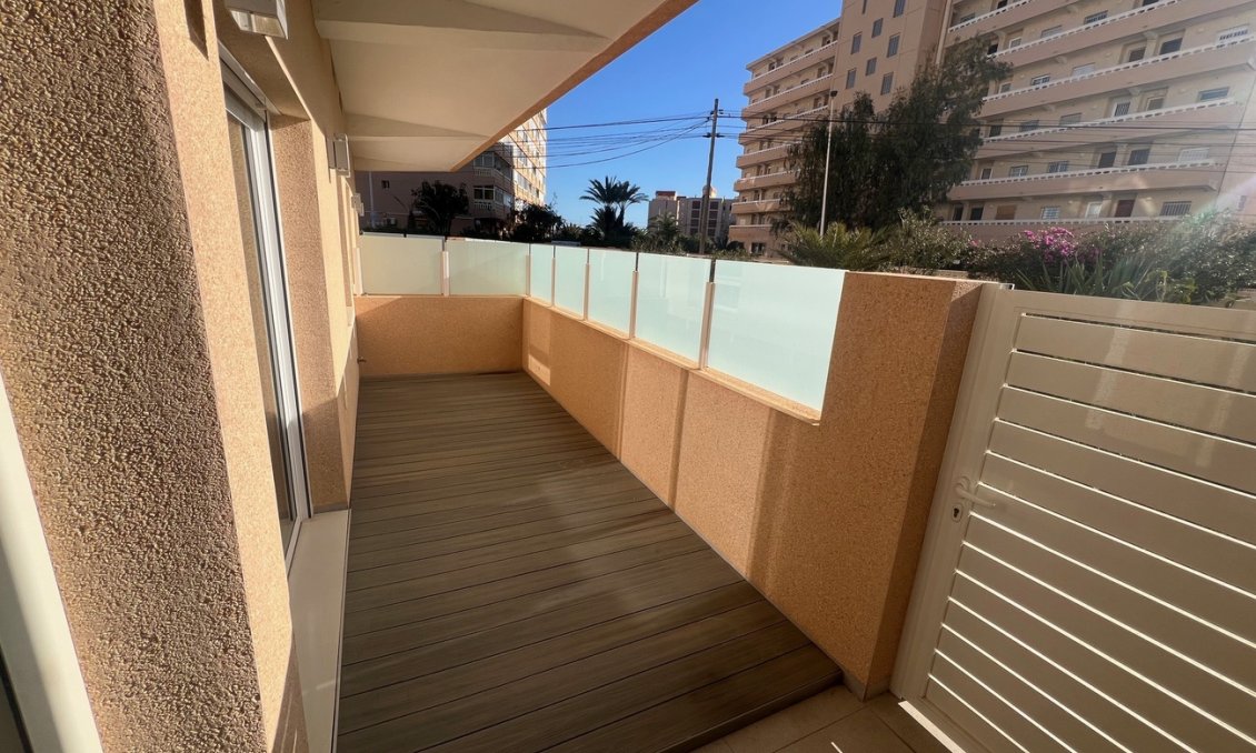 Segunda mano - Apartamento -
La Mata - avda de los Europeos
