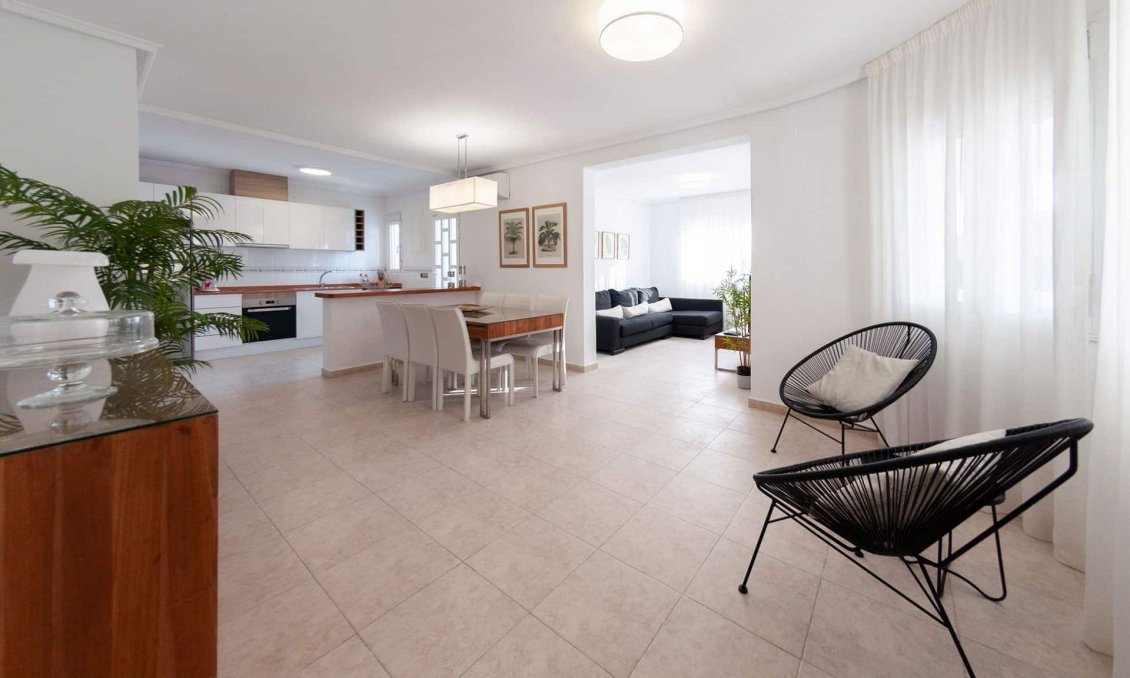 Segunda mano - Villa -
Ciudad Quesada - Costa Blanca