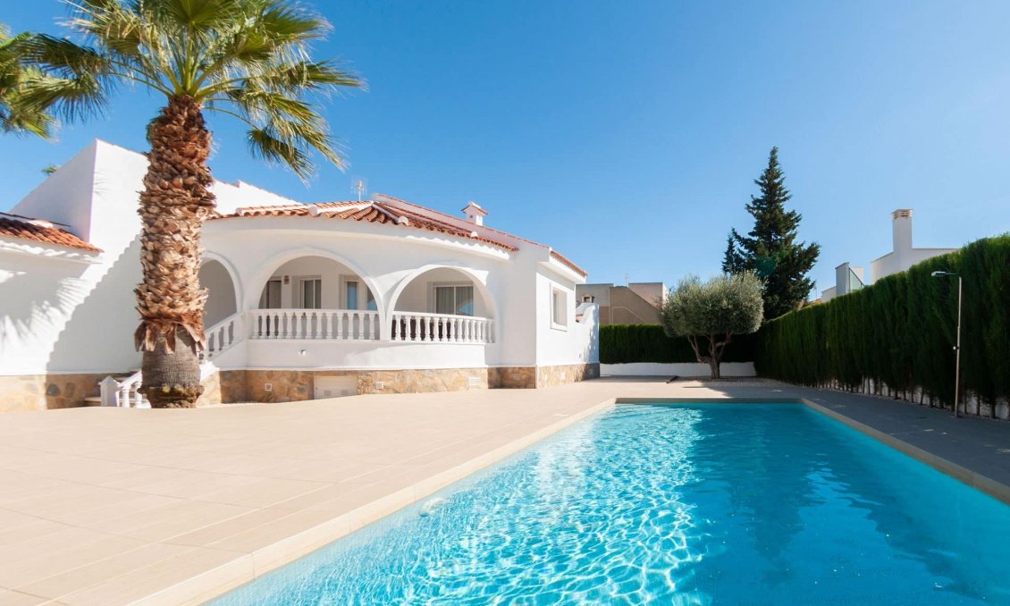 Segunda mano - Villa -
Ciudad Quesada - Costa Blanca