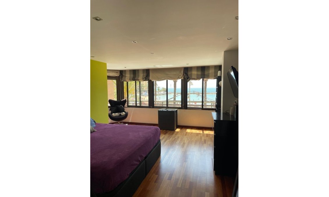Segunda mano - Duplex -
Torrevieja - Playa del Cura