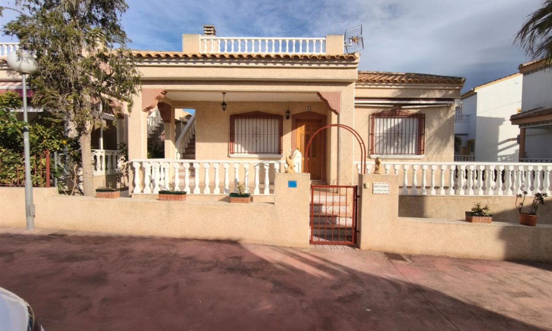 Segunda mano - Town House -
Algorfa - Inland