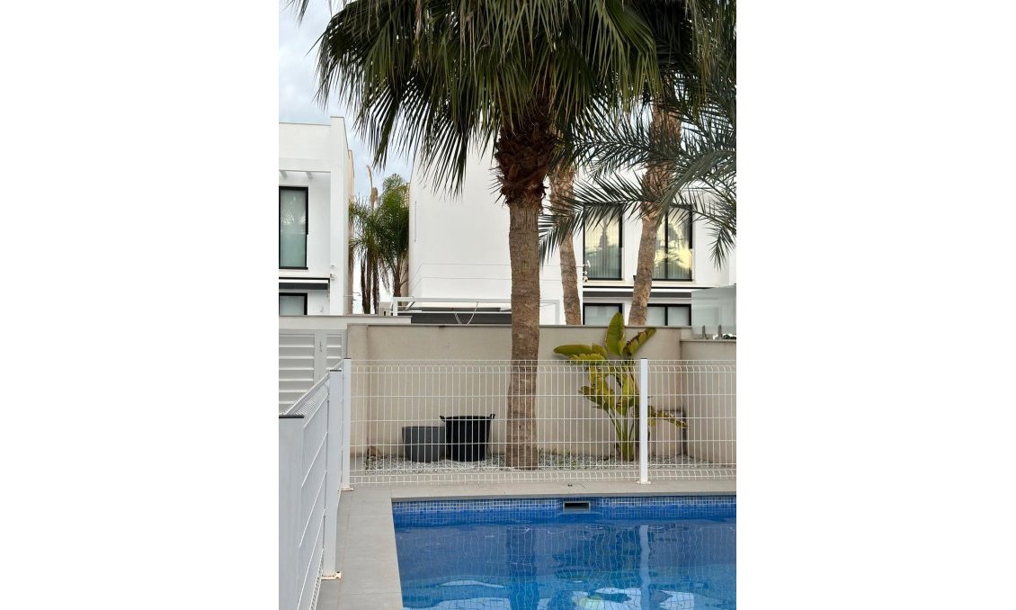 Wiederverkauf - Villa -
Ciudad Quesada - Costa Blanca Sur