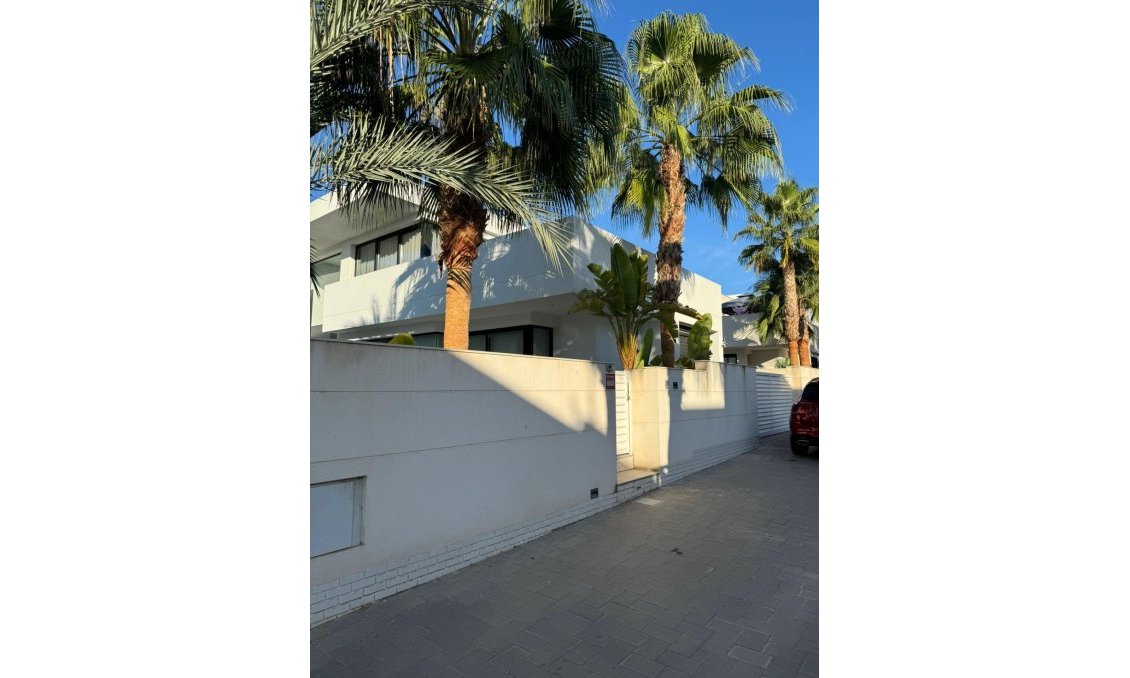 Wiederverkauf - Villa -
Ciudad Quesada - Costa Blanca Sur