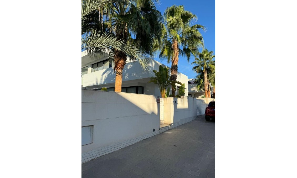 Wiederverkauf - Villa -
Ciudad Quesada - Costa Blanca Sur