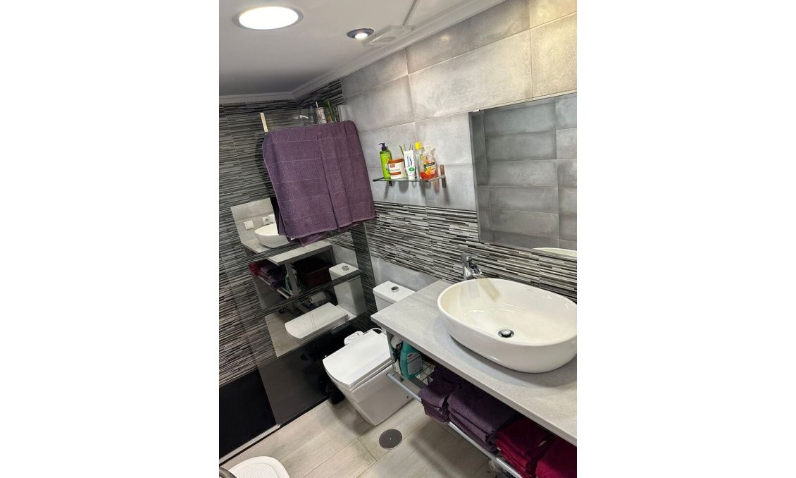 Segunda mano - Bungalow -
Torrevieja - Costa Blanca