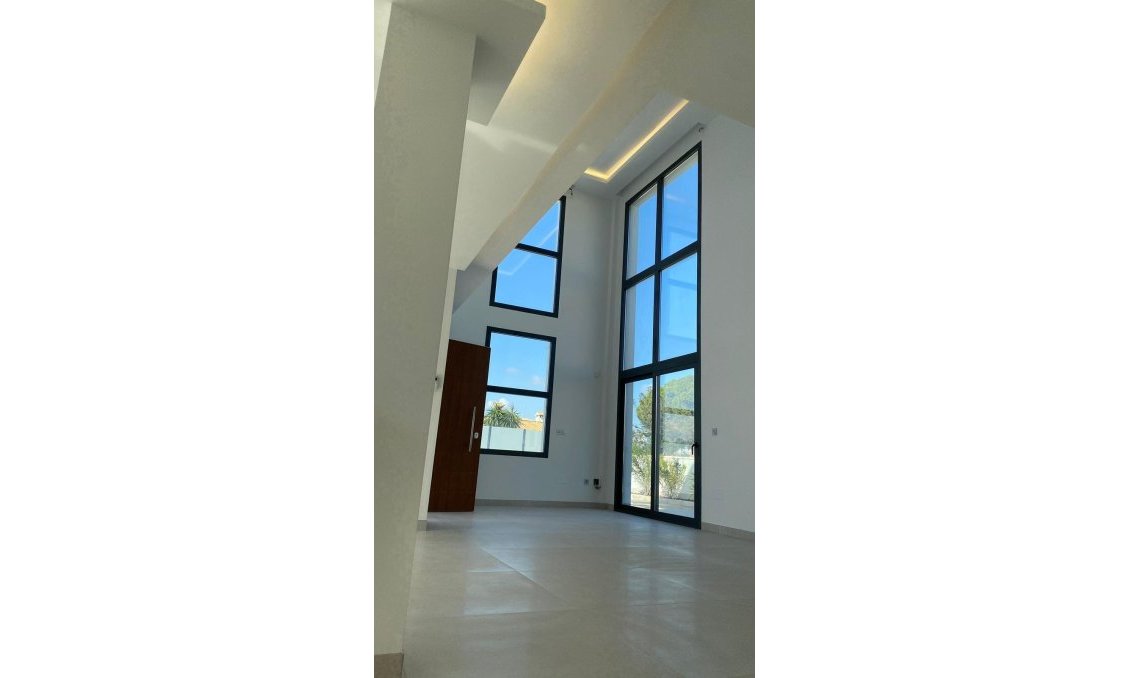 Segunda mano - Villa -
Torrevieja - Los Balcones
