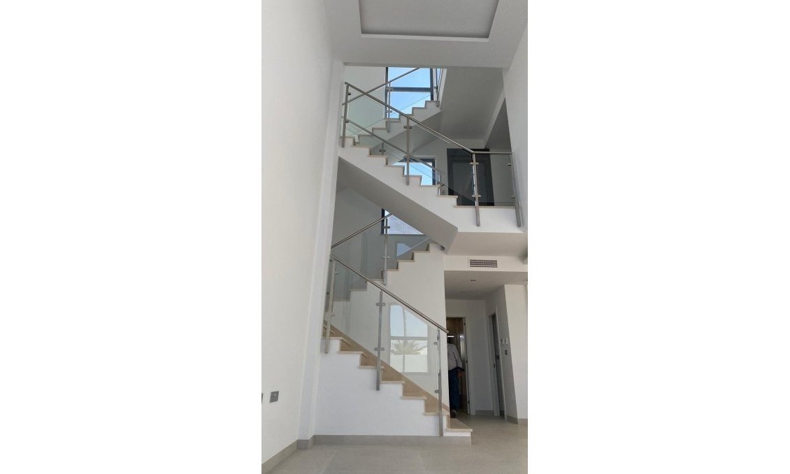 Segunda mano - Villa -
Torrevieja - Los Balcones