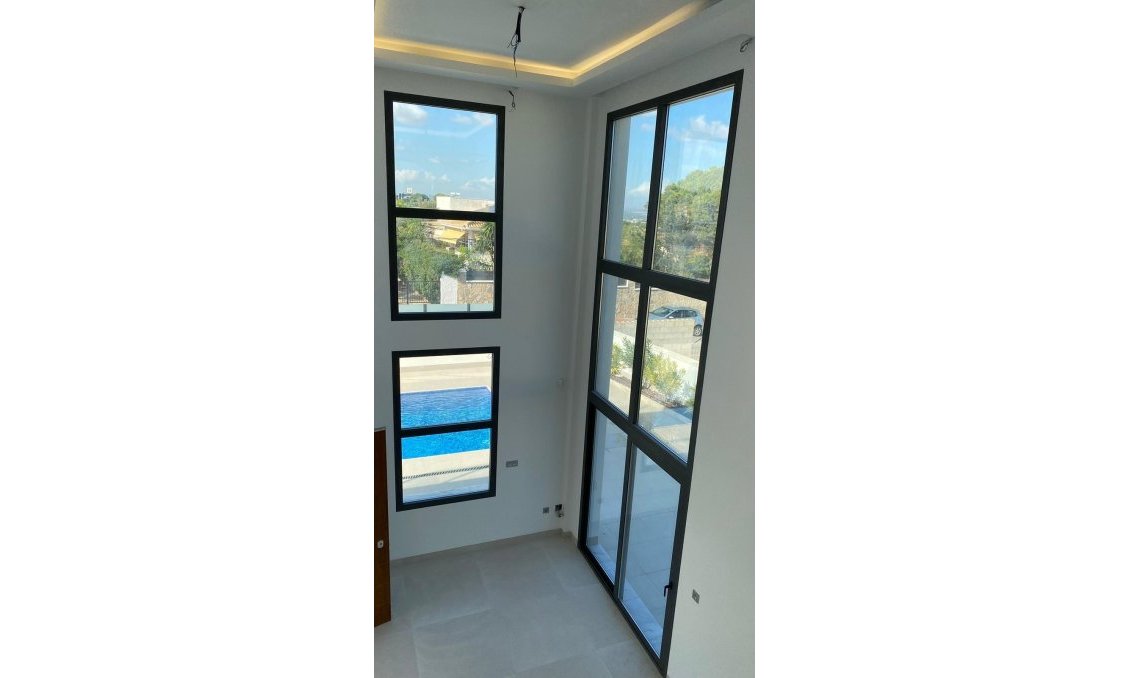 Segunda mano - Villa -
Torrevieja - Los Balcones