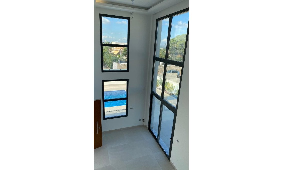 Segunda mano - Villa -
Torrevieja - Los Balcones
