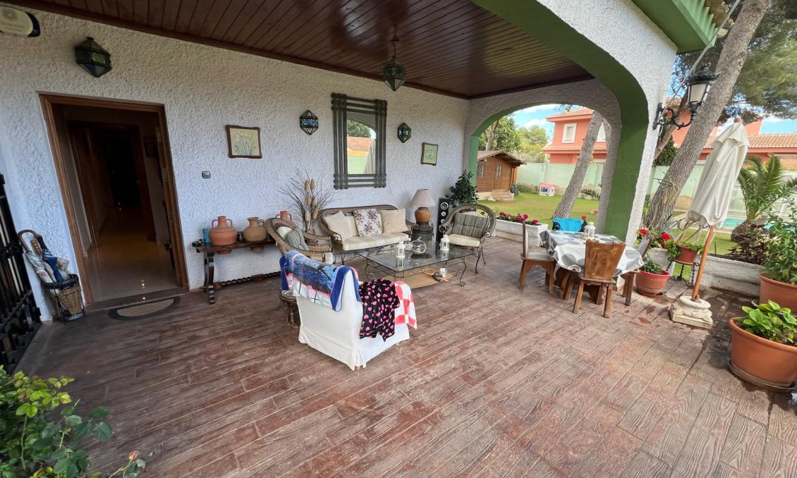 Segunda mano - Villa -
Campoamor - Costa Blanca