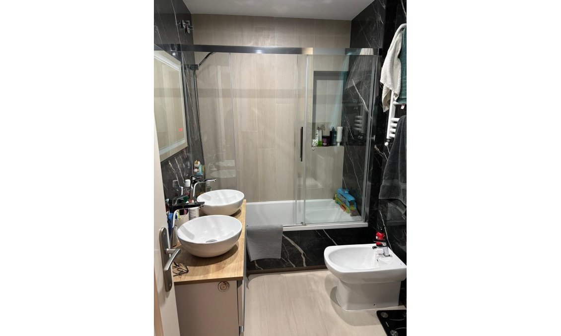 Segunda mano - Apartamento -
Torrevieja - Centro