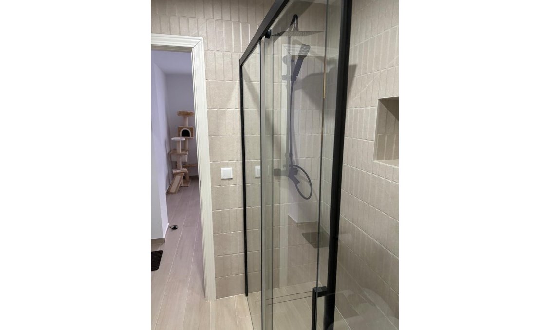 Segunda mano - Apartamento -
Torrevieja - Centro