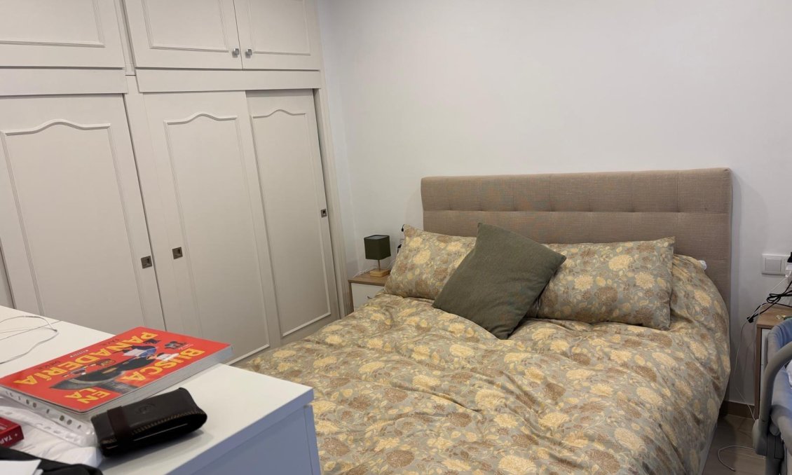 Segunda mano - Apartamento -
Torrevieja - Centro