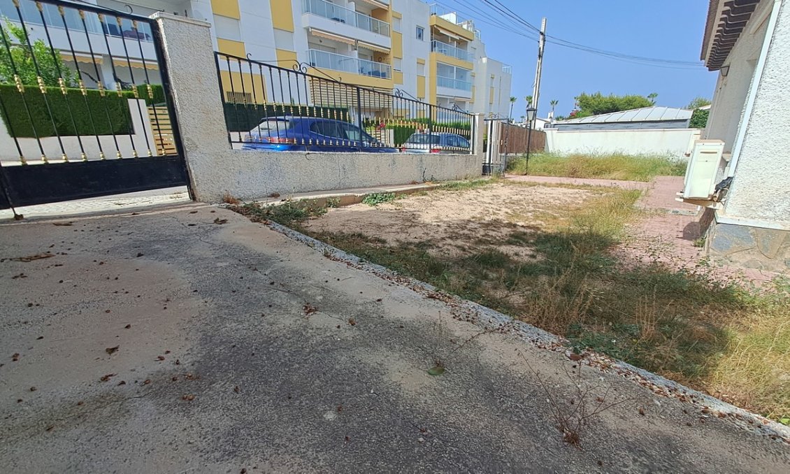 Segunda mano - Villa -
Villamartin - Costa Blanca