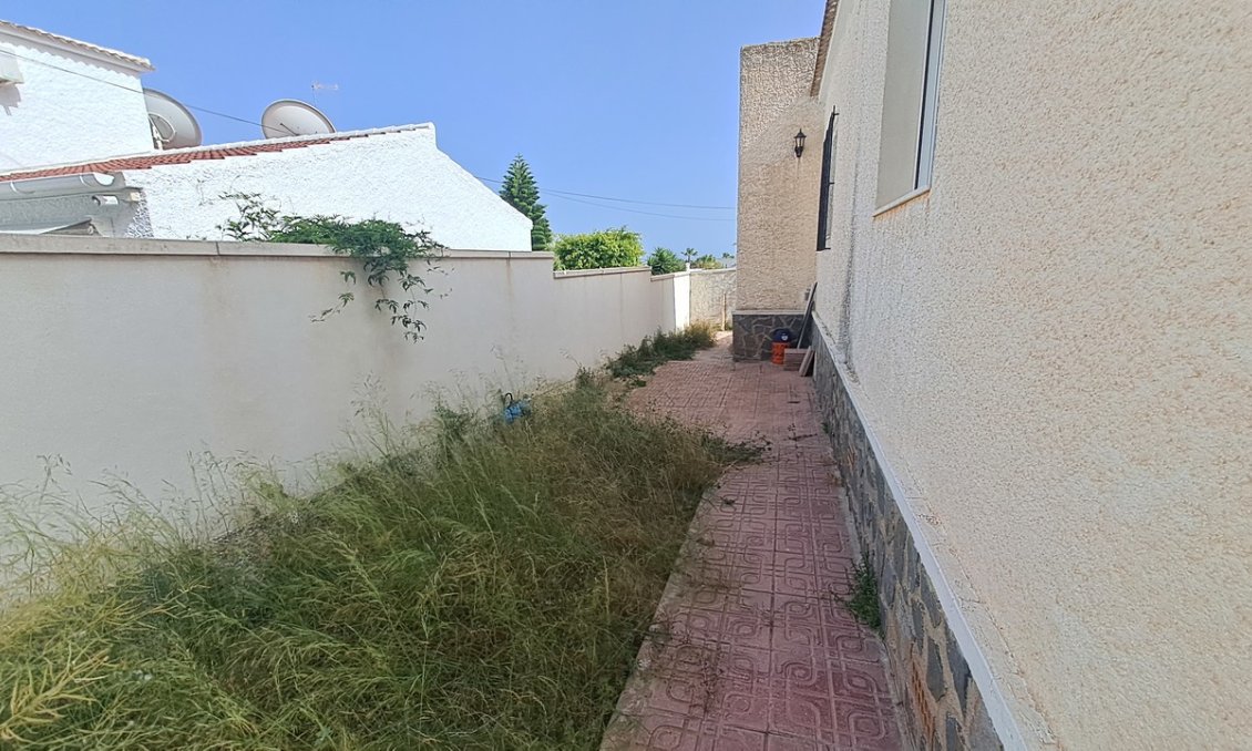 Segunda mano - Villa -
Villamartin - Costa Blanca