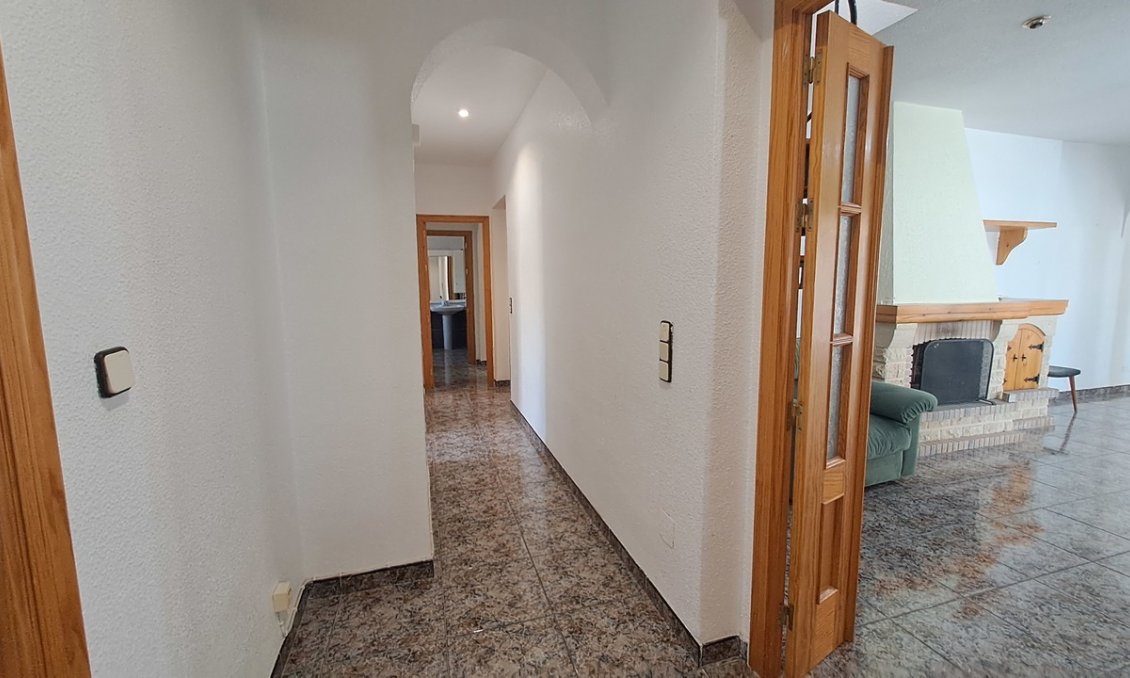 Segunda mano - Villa -
Villamartin - Costa Blanca