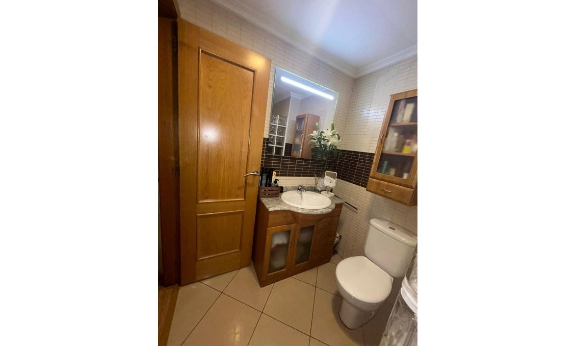 Használt Ingatlanok - Apartman -
Torrevieja - Centro