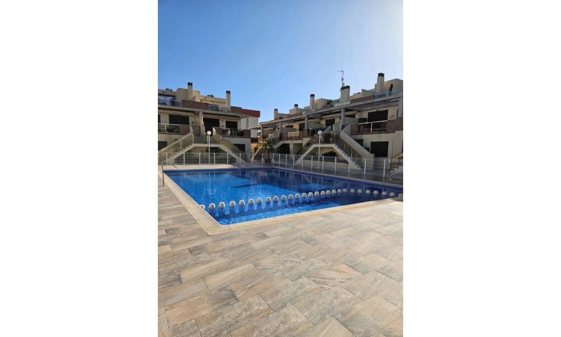 Segunda mano - Apartamento -
Orihuela Costa - Costa Blanca