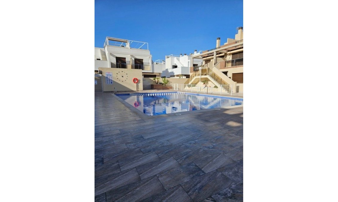 Segunda mano - Apartamento -
Orihuela Costa - Costa Blanca