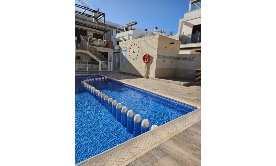 Segunda mano - Apartamento -
Orihuela Costa - Costa Blanca