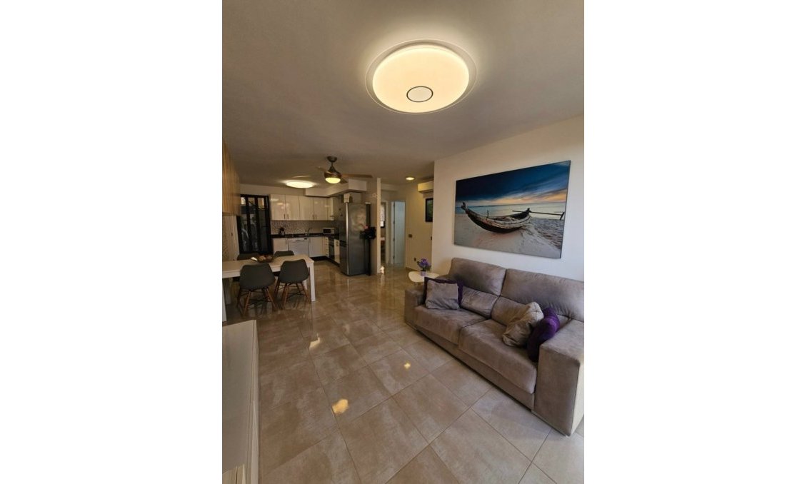 Segunda mano - Apartamento -
Orihuela Costa - Costa Blanca