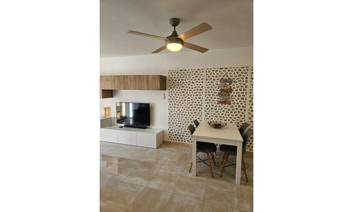 Segunda mano - Apartamento -
Orihuela Costa - Costa Blanca