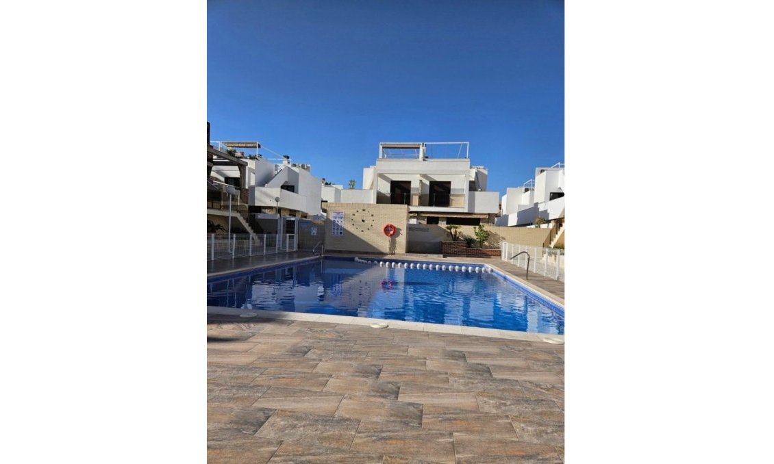 Segunda mano - Apartamento -
Orihuela Costa - Costa Blanca