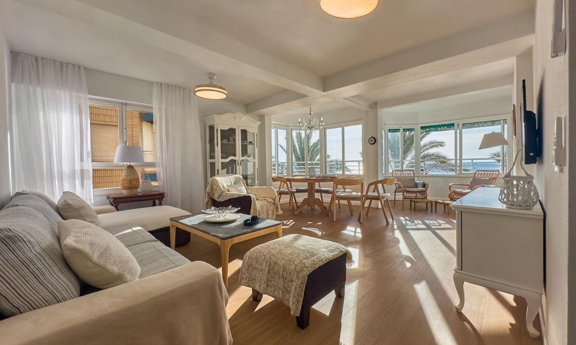 Használt Ingatlanok - Apartman -
Torrevieja - Playa del Cura