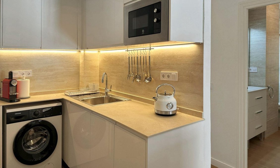 Használt Ingatlanok - Apartman -
Torrevieja - Playa del Cura
