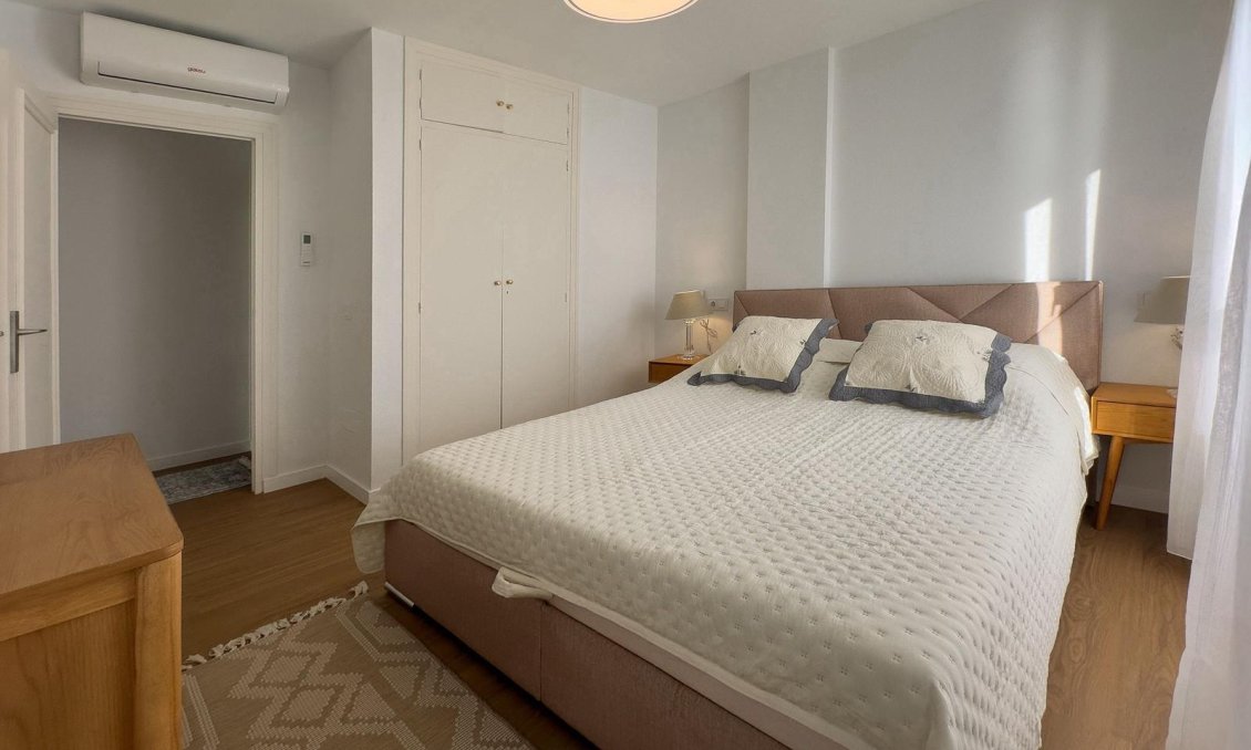 Használt Ingatlanok - Apartman -
Torrevieja - Playa del Cura