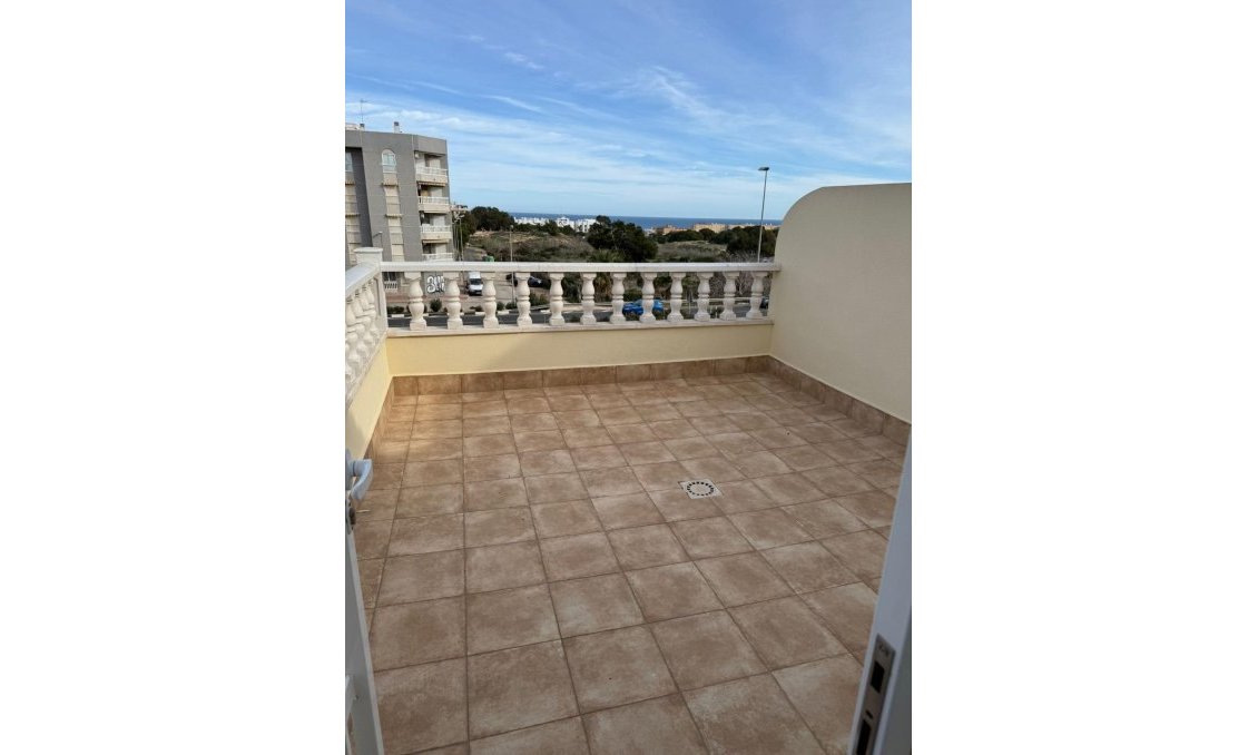 Segunda mano - Town House -
Guardamar del Segura - Los Secanos