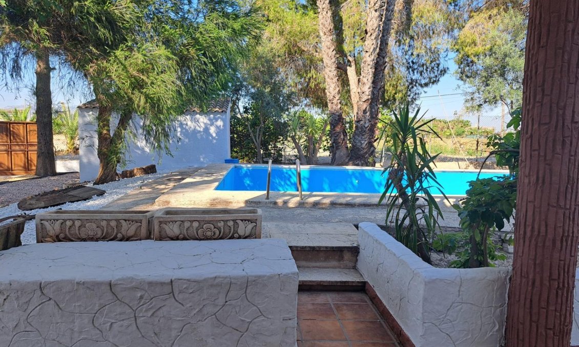 Segunda mano - Villa -
Orihuela - Los Huertos
