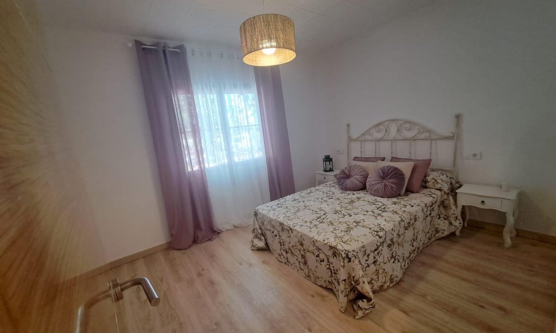 Segunda mano - Villa -
Orihuela - Los Huertos