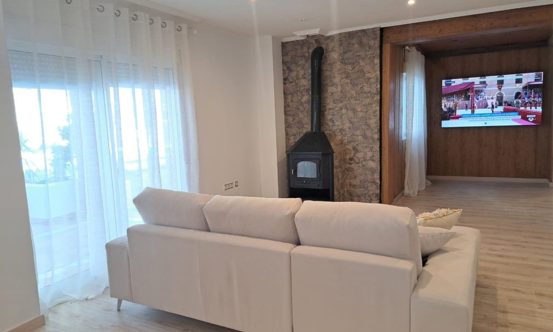 Segunda mano - Villa -
Orihuela - Los Huertos
